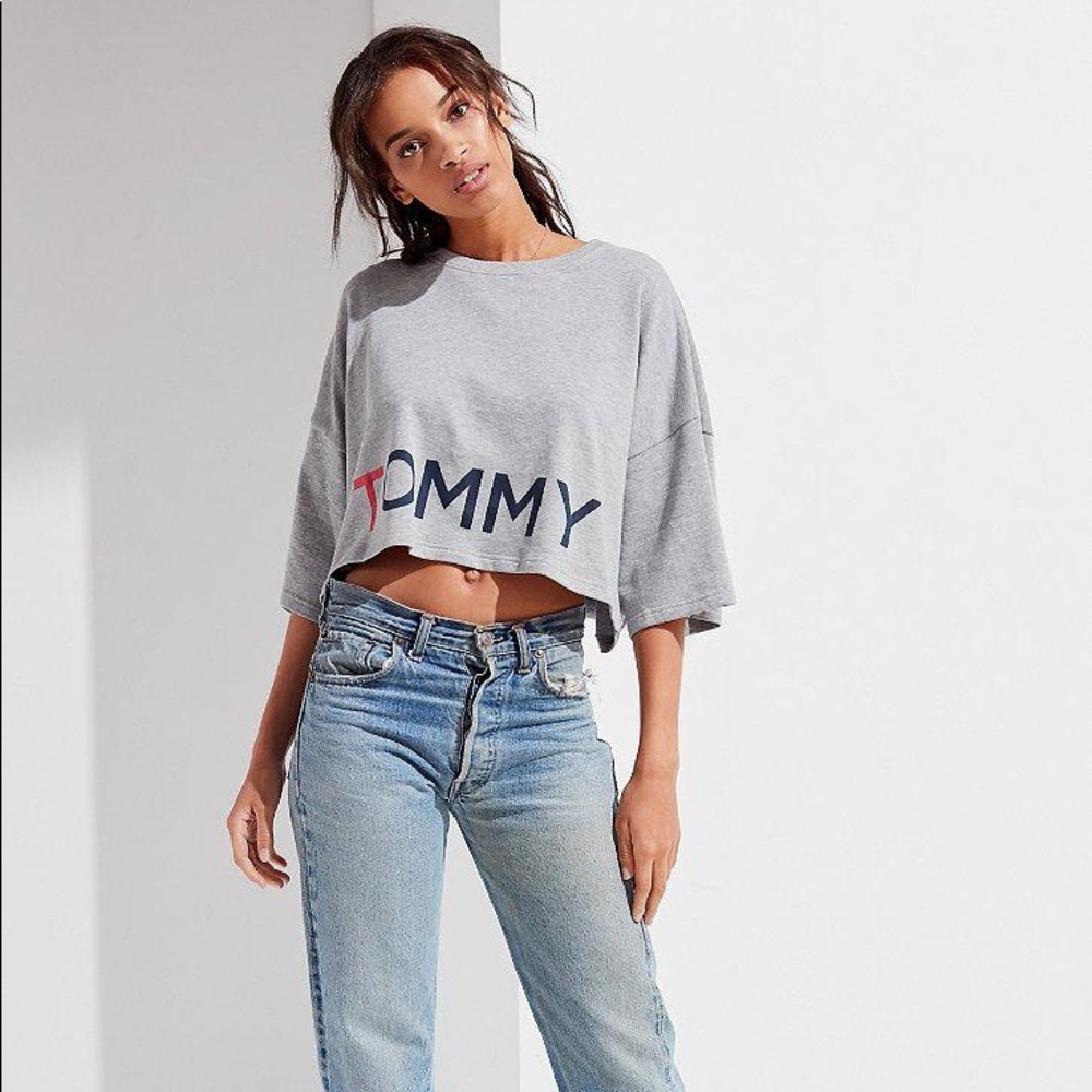 Tommy Hilfiger x UO relaxed fit crop top